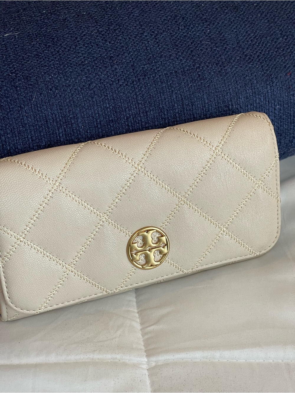 Tory Burch Quilted Cream Leather Wallet with Gold Emblem